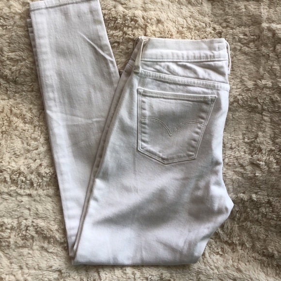 White Levi Skinny Ankle jean - Picture 5 of 9